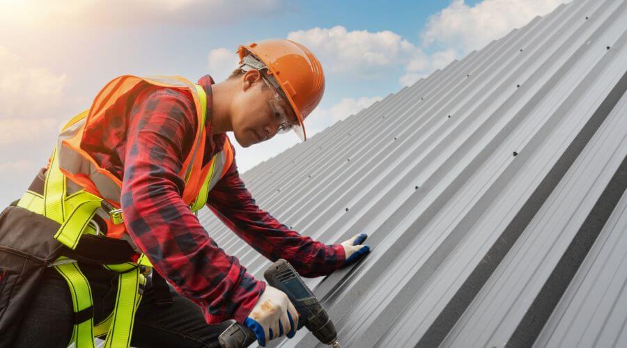 Expert tile roof repair services in Elsinore, UT